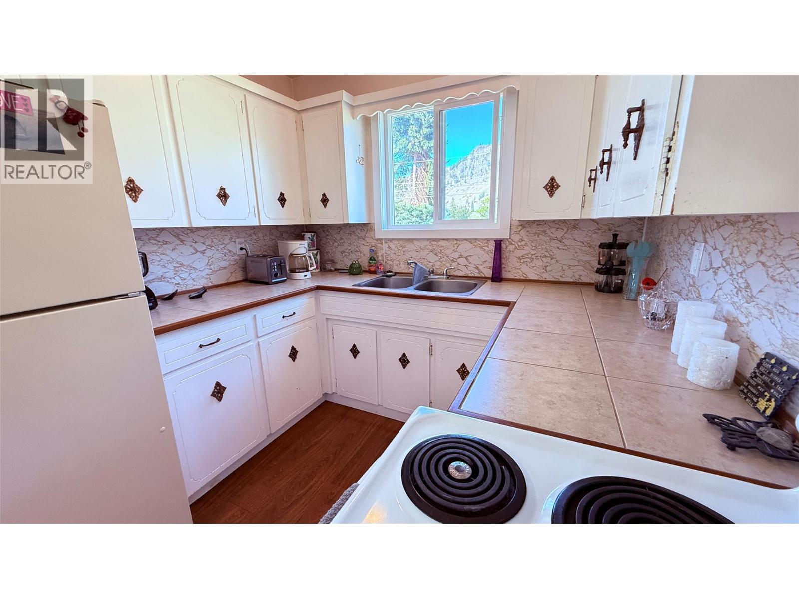 654 Sixth Avenue, Midway, British Columbia  V0H 1M0 - Photo 25 - 10384775