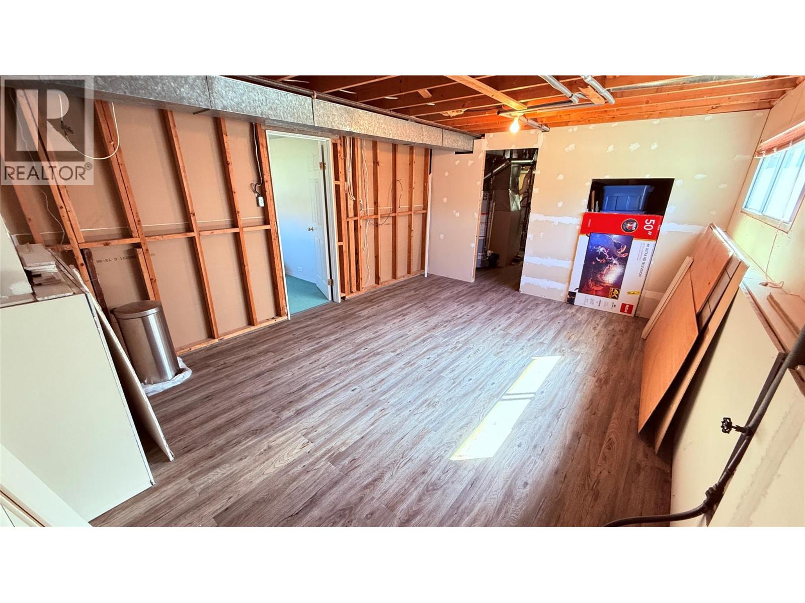 654 Sixth Avenue, Midway, British Columbia  V0H 1M0 - Photo 45 - 10384775