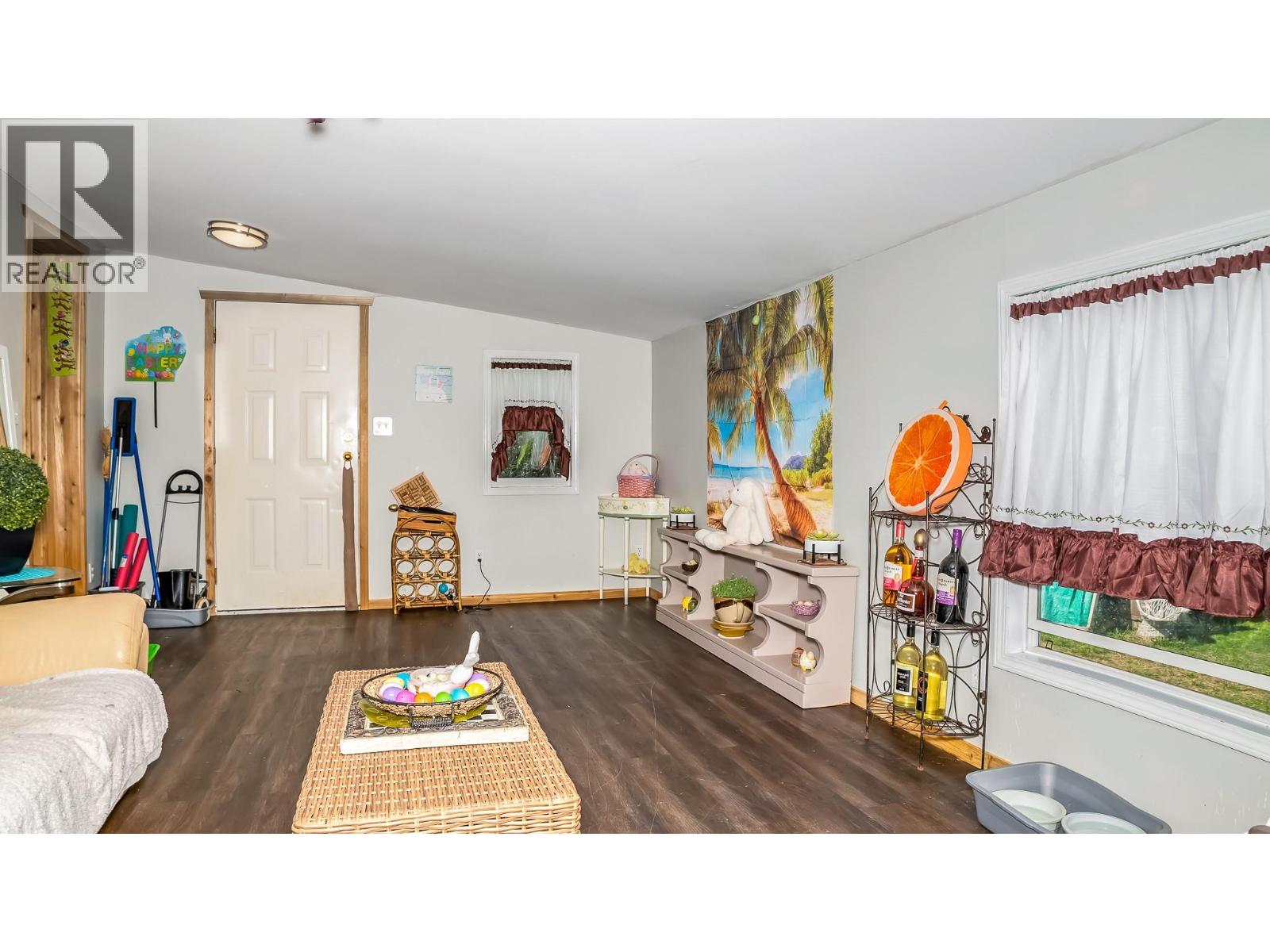 5702 Bertha Avenue, Kitchener, British Columbia  V0B 1W1 - Photo 14 - 10384728