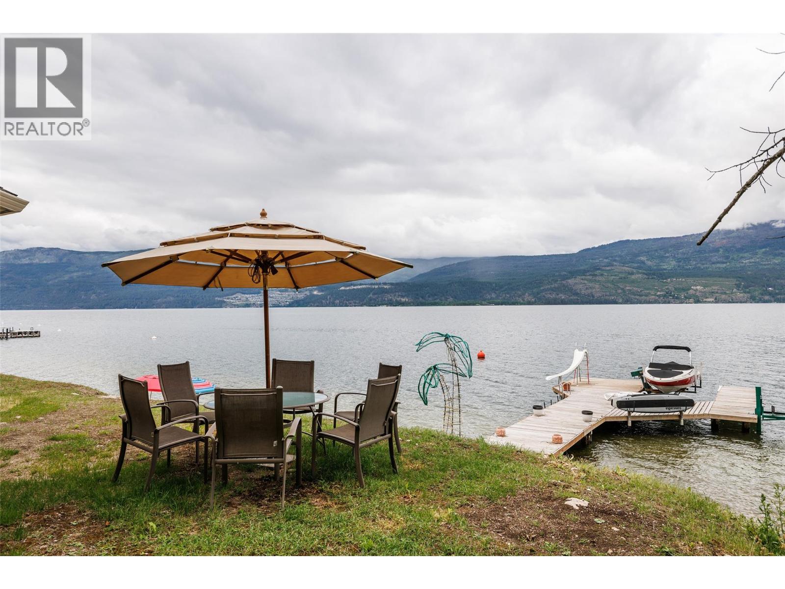 17824 Juniper Cove Road, Lake Country, British Columbia  V4V 1B8 - Photo 1 - 10384385