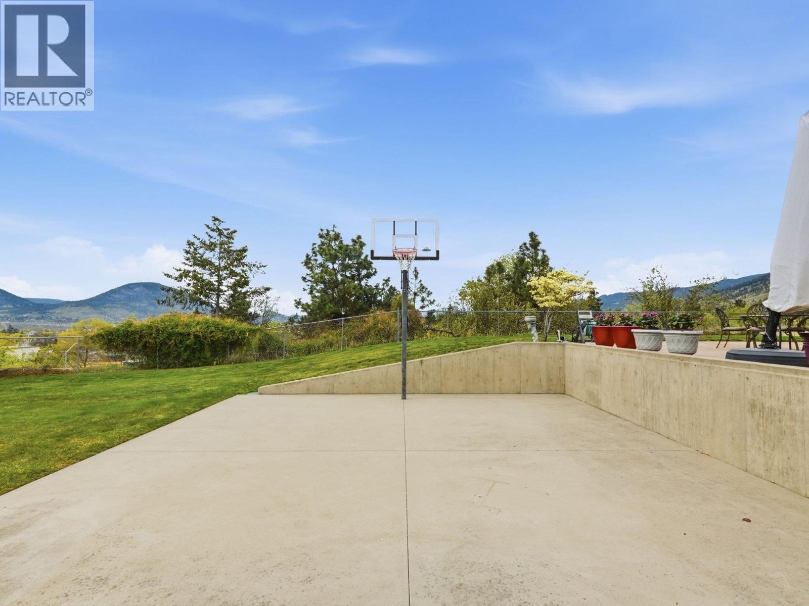855 Ross Avenue, Penticton, British Columbia  V2A 3A5 - Photo 13 - 10382199