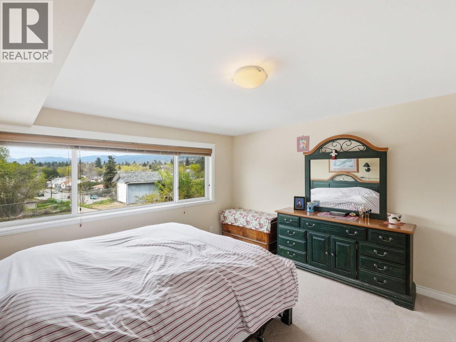 855 Ross Avenue, Penticton, British Columbia  V2A 3A5 - Photo 44 - 10382199