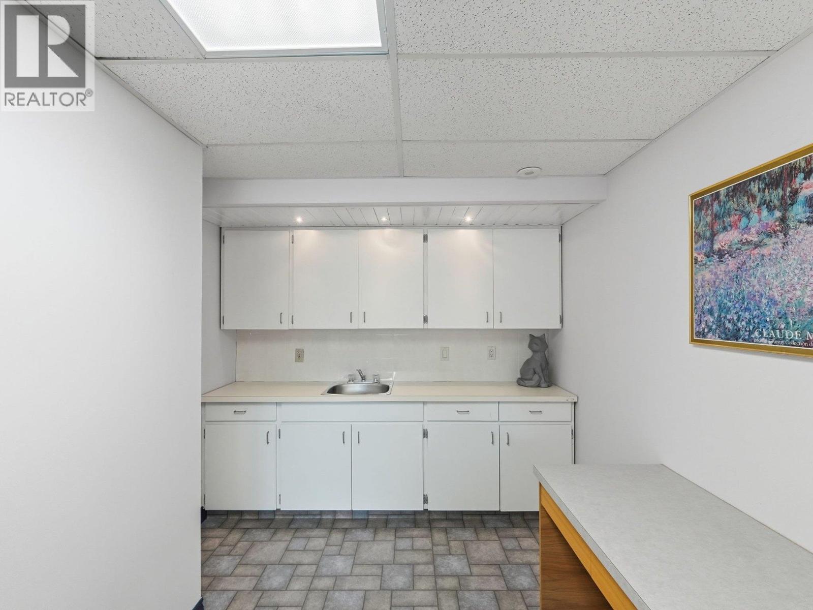 855 Ross Avenue, Penticton, British Columbia  V2A 3A5 - Photo 50 - 10382199
