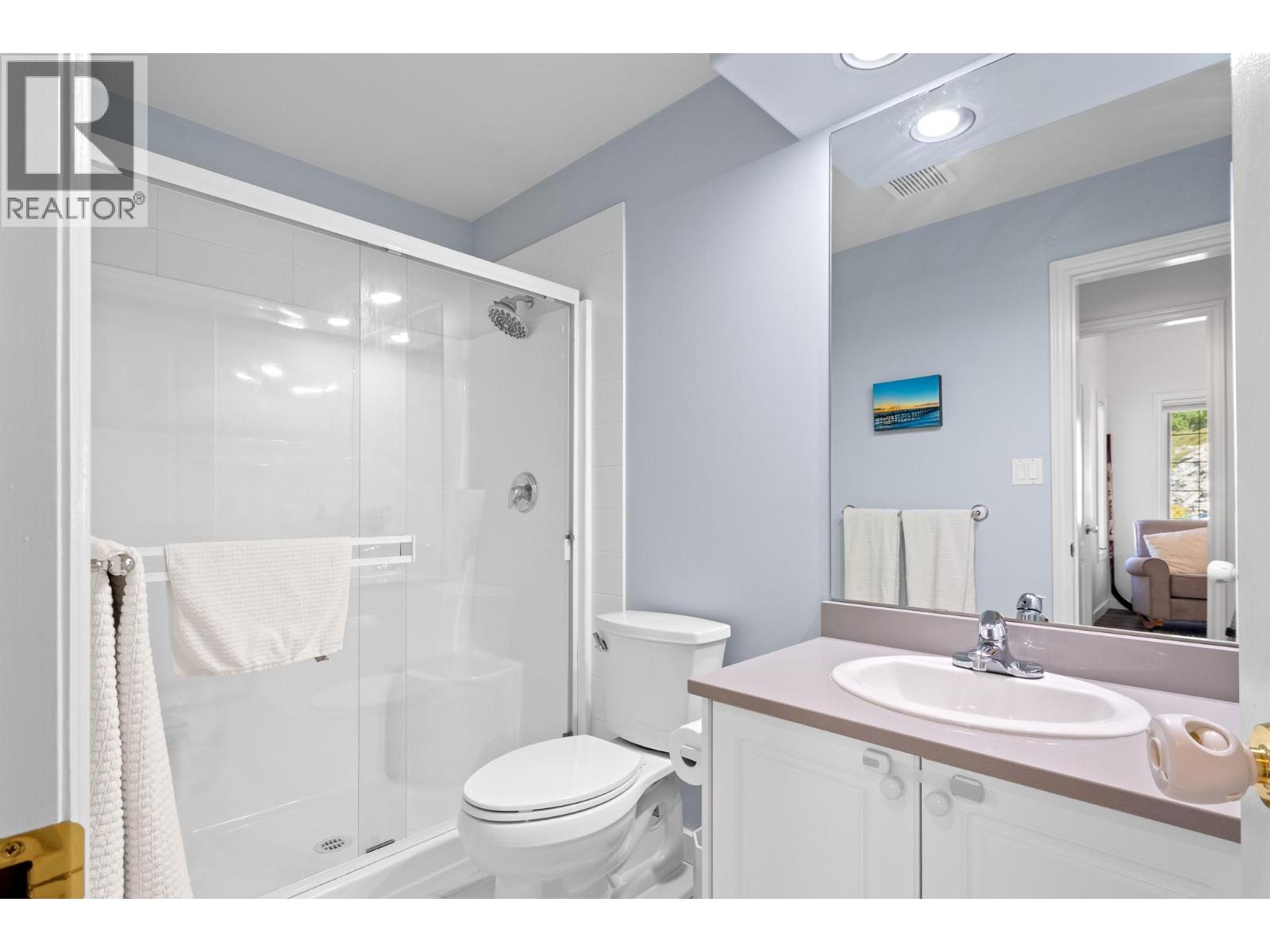 2455 Westwood Drive, Penticton, British Columbia  V2A 8Y8 - Photo 10 - 10384677