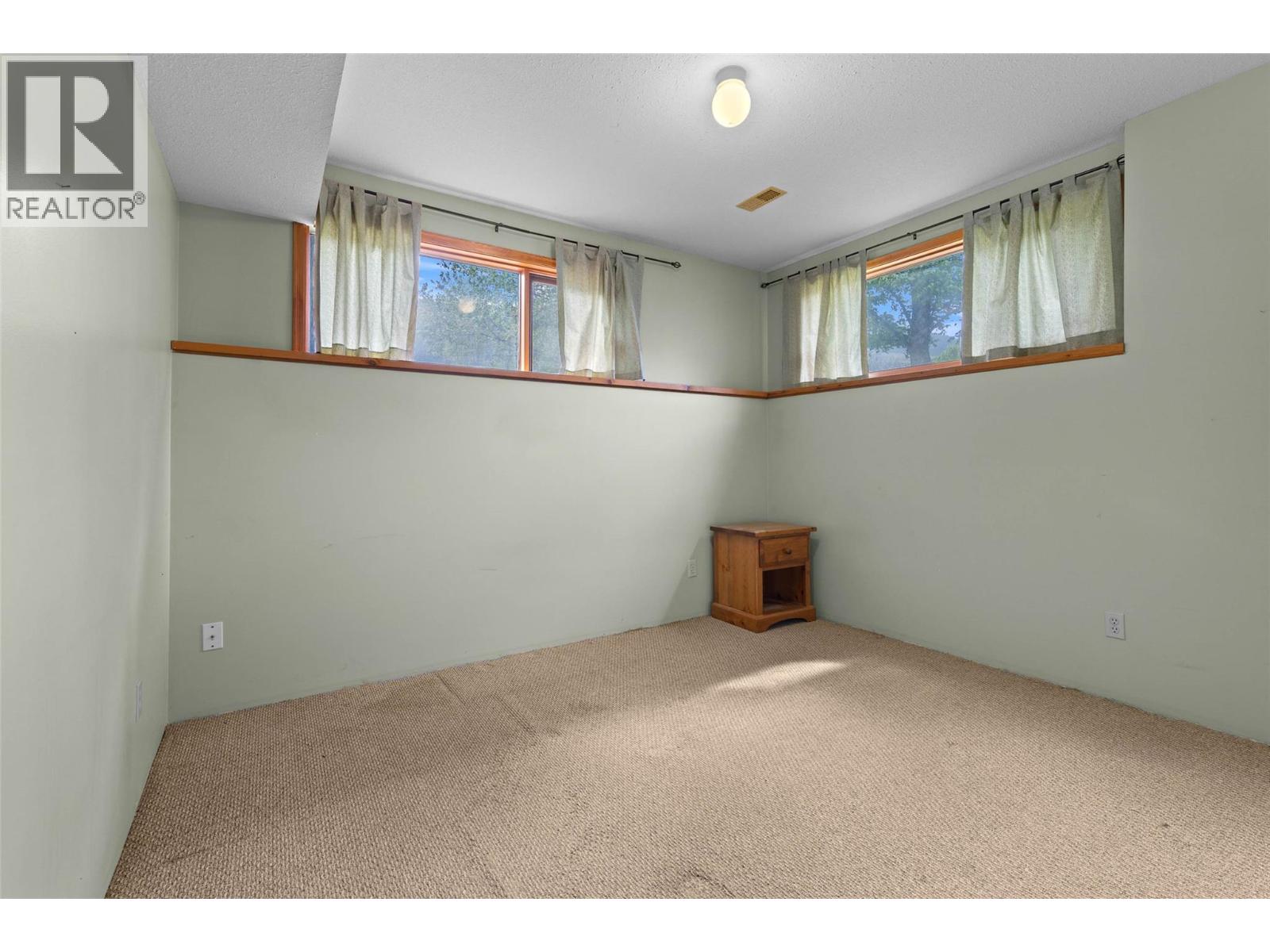8717 Veteran Road, Kamloops, British Columbia  V0E 1Z2 - Photo 24 - 10384595