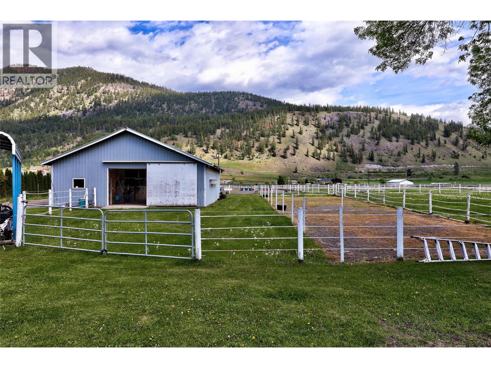 8717 Veteran Road, Kamloops, British Columbia  V0E 1Z2 - Photo 34 - 10384595