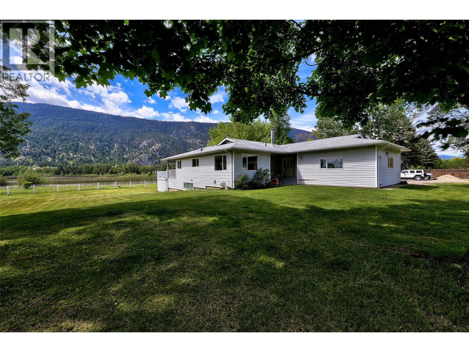 8717 Veteran Road, Kamloops, British Columbia  V0E 1Z2 - Photo 5 - 10384595