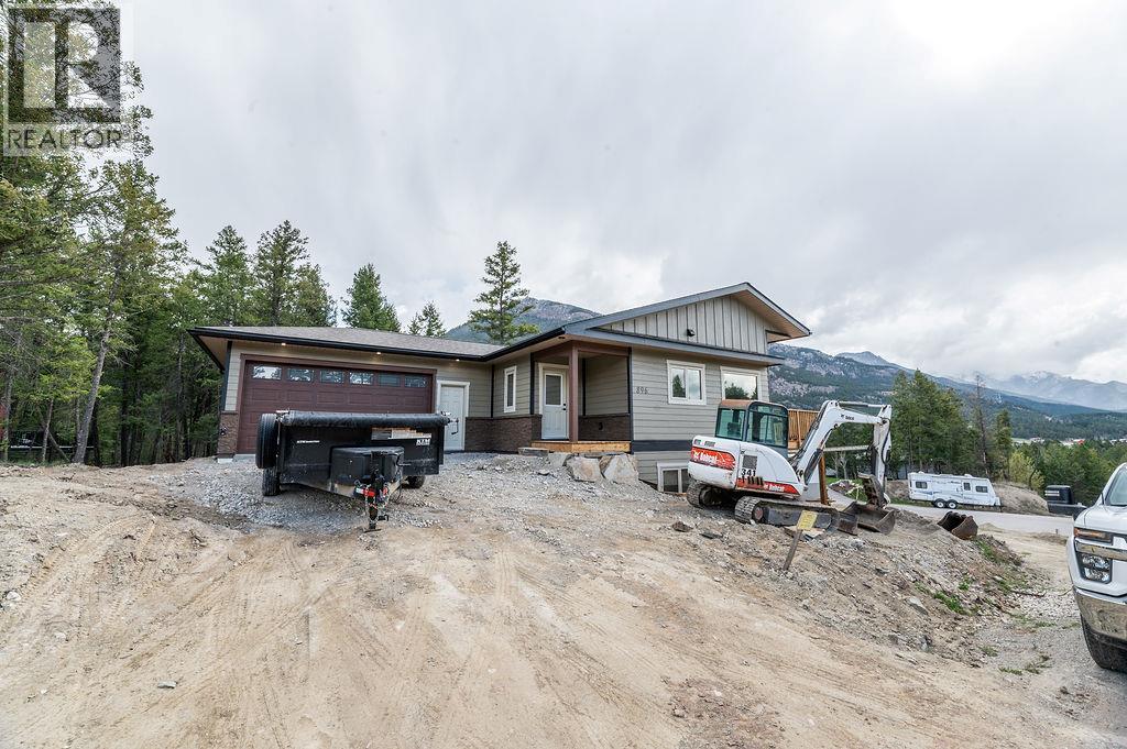 896 Copper Point Way, Windermere, British Columbia  V0A 1K3 - Photo 33 - 10384467