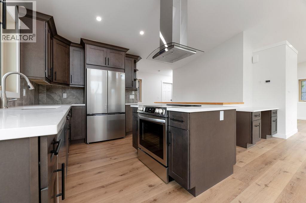 896 Copper Point Way, Windermere, British Columbia  V0A 1K3 - Photo 7 - 10384467