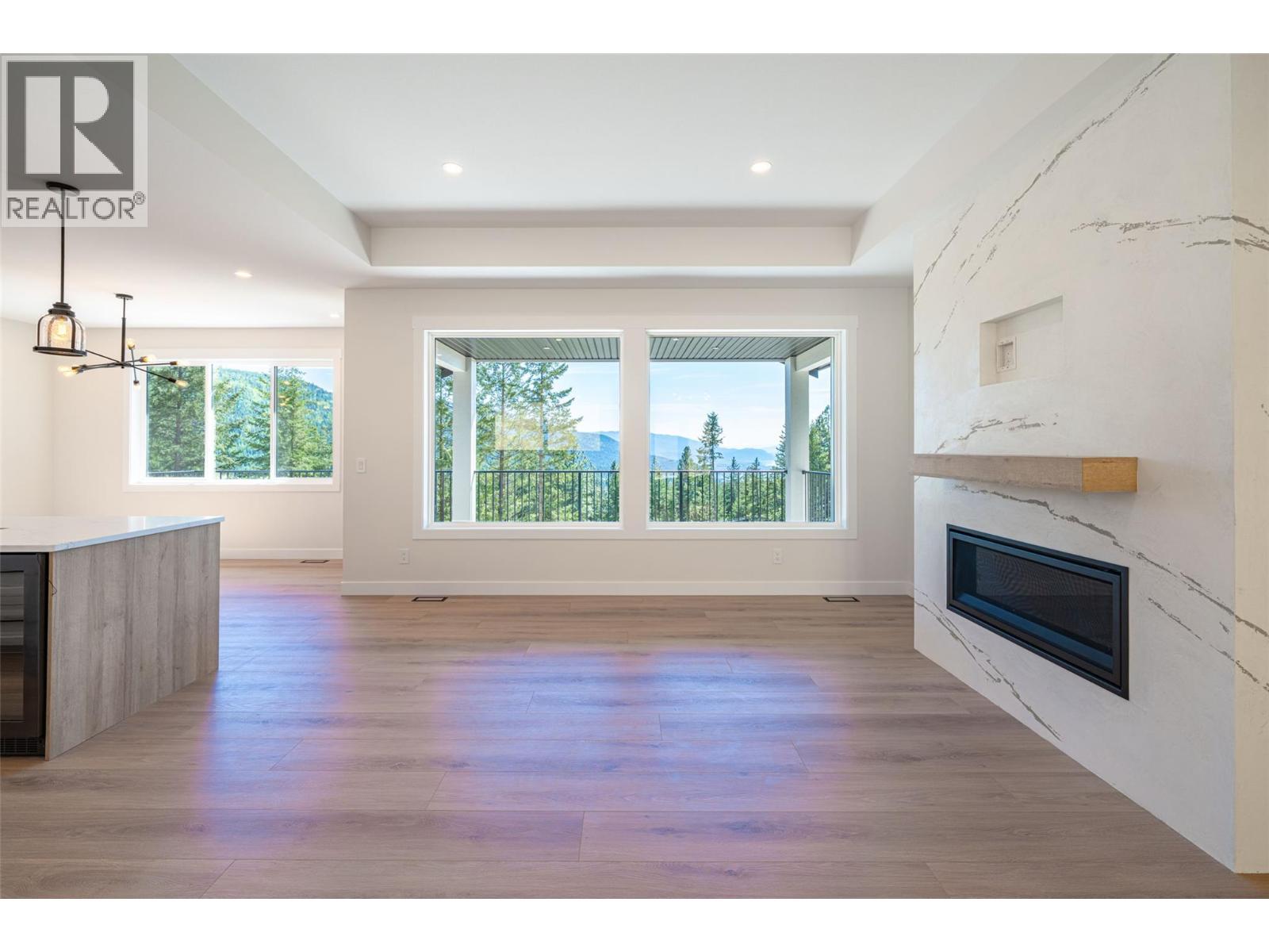 7863 Boulter Road, Vernon, British Columbia  V1B 3N2 - Photo 11 - 10384234