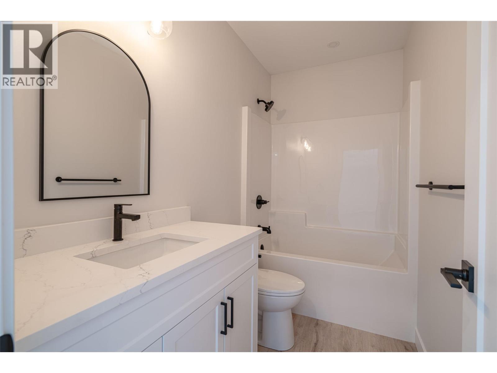 7863 Boulter Road, Vernon, British Columbia  V1B 3N2 - Photo 41 - 10384234