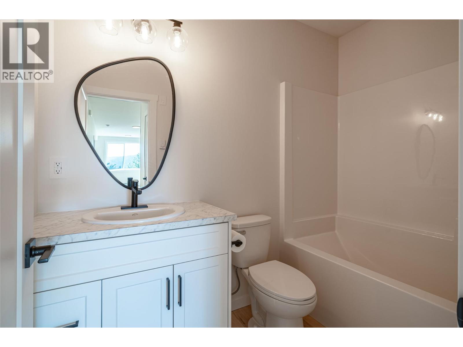 7863 Boulter Road, Vernon, British Columbia  V1B 3N2 - Photo 49 - 10384234