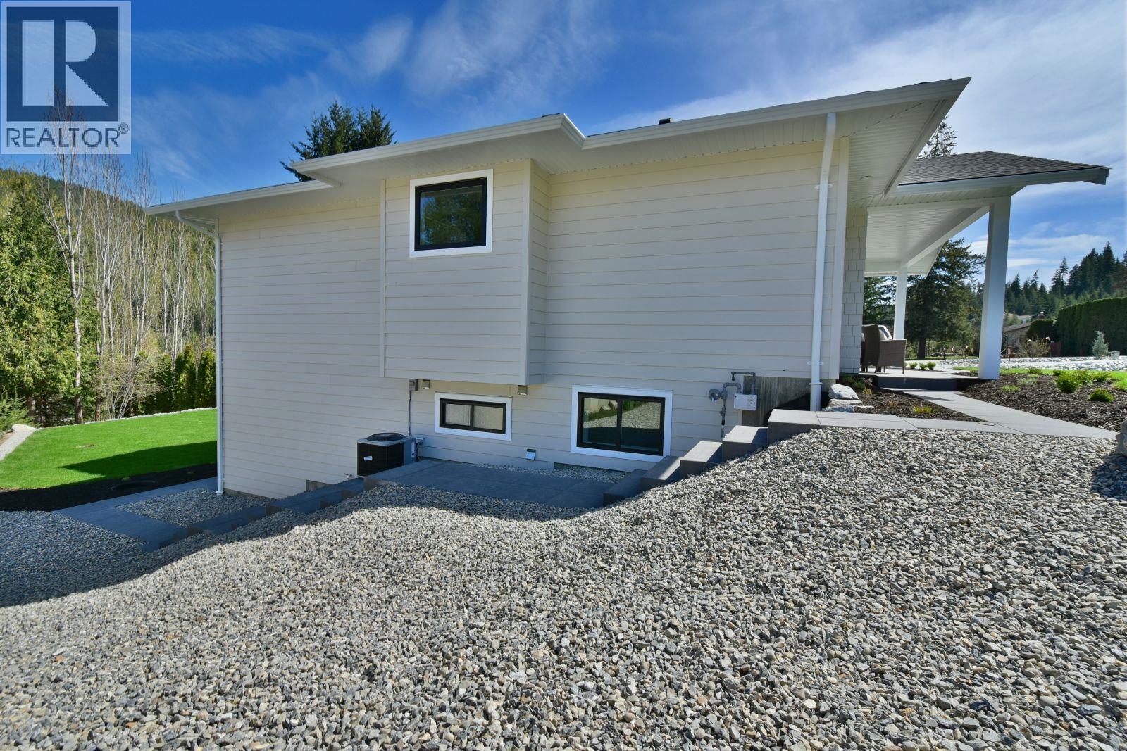 2799 Mountview Drive, Blind Bay, British Columbia  V0E 1H1 - Photo 49 - 10384414