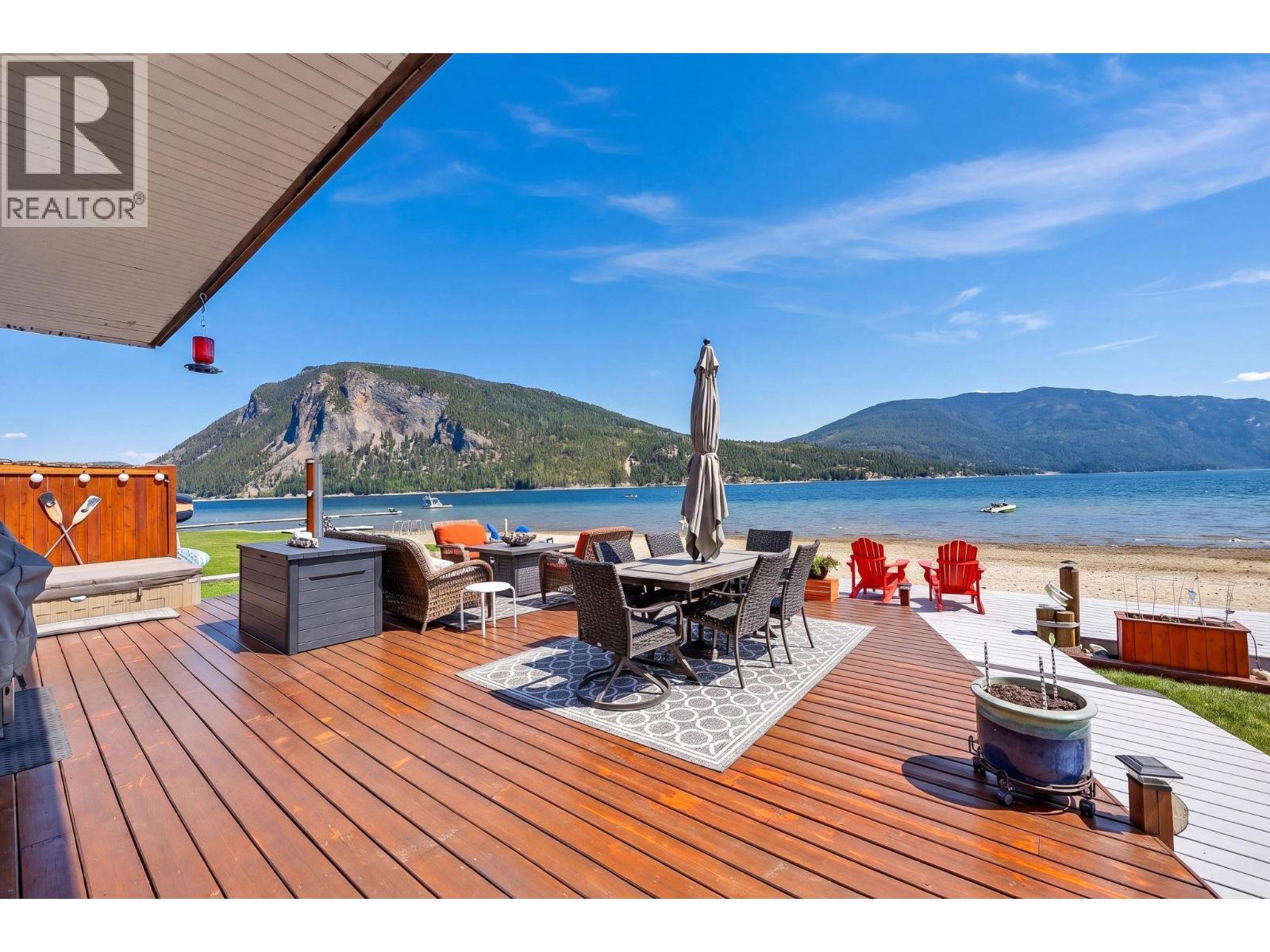 4581 75 Avenue Ne, Salmon Arm, British Columbia  V0E 1K0 - Photo 1 - 10384757