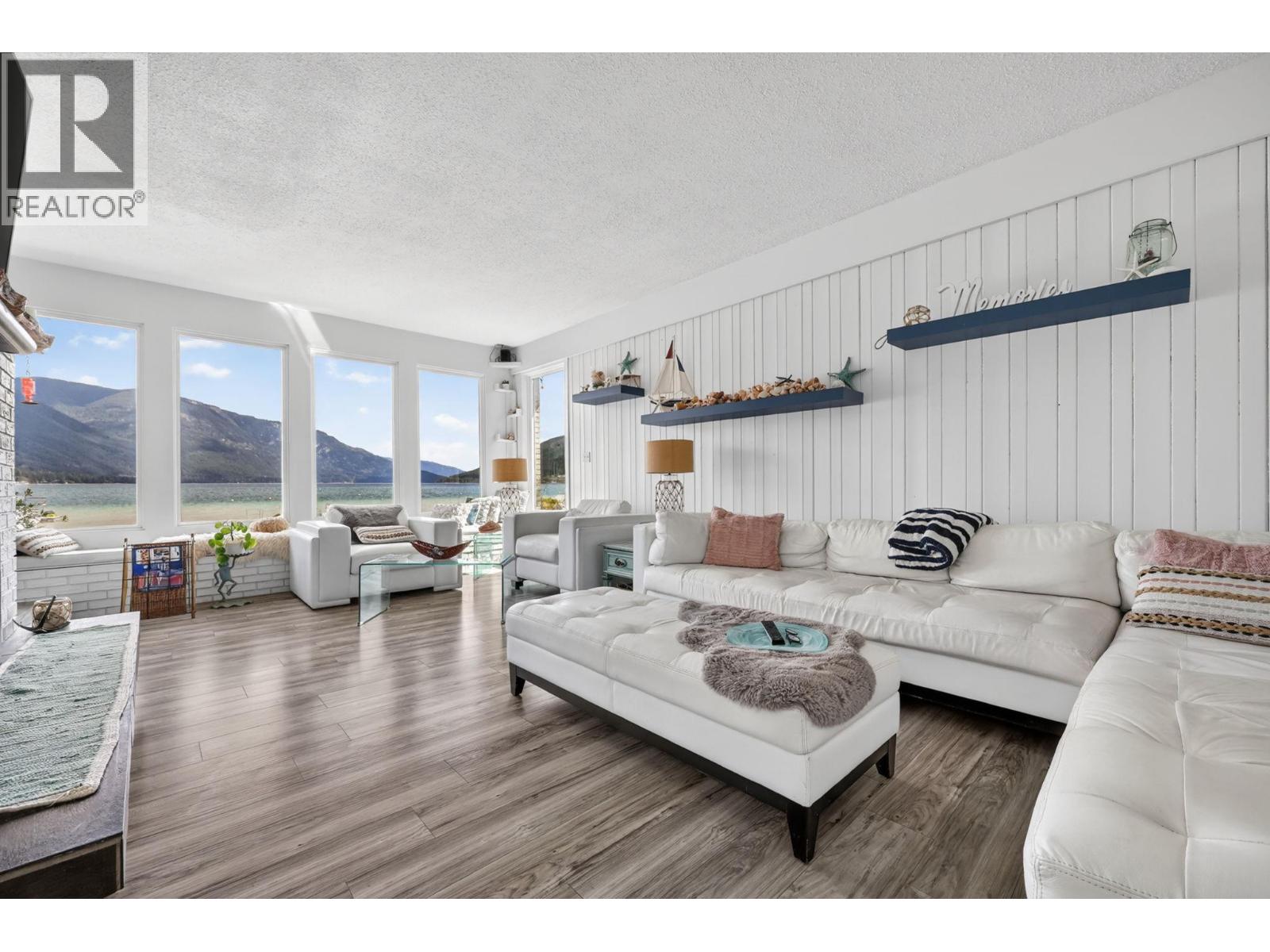 4581 75 Avenue Ne, Salmon Arm, British Columbia  V0E 1K0 - Photo 10 - 10384757