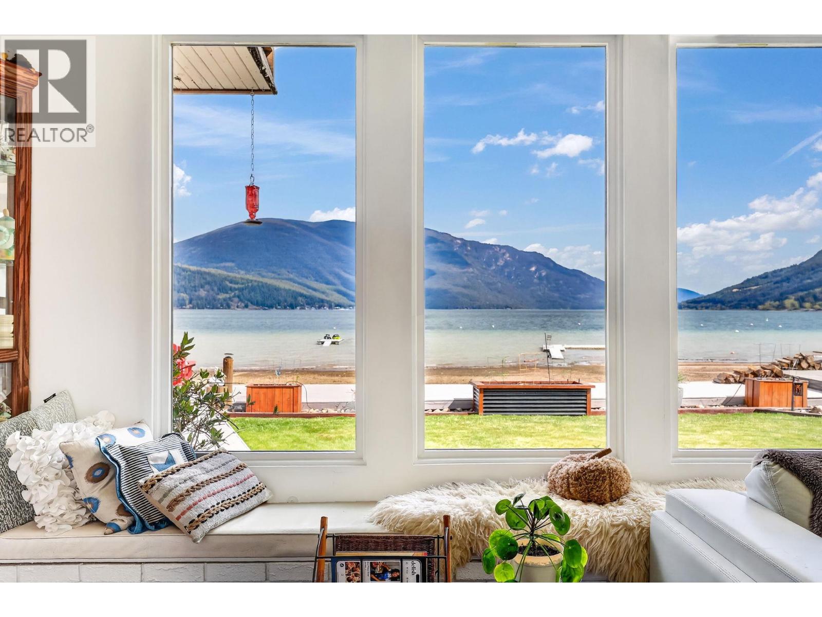 4581 75 Avenue Ne, Salmon Arm, British Columbia  V0E 1K0 - Photo 16 - 10384757