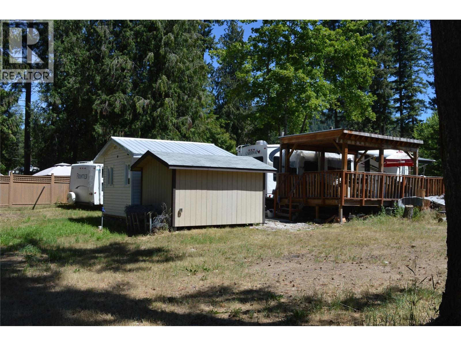 60 Kingsley Road, Christina Lake, British Columbia  V0H 1E2 - Photo 19 - 10384527