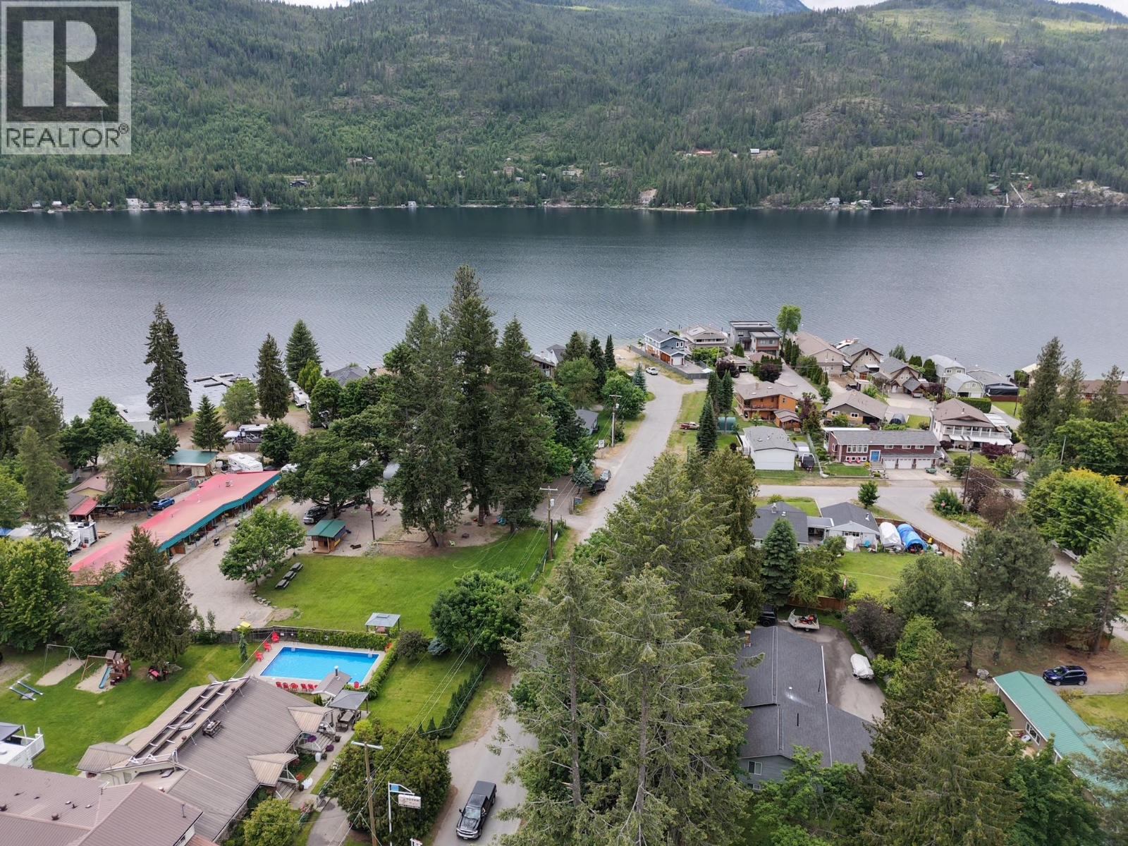 60 Kingsley Road, Christina Lake, British Columbia  V0H 1E2 - Photo 30 - 10384527