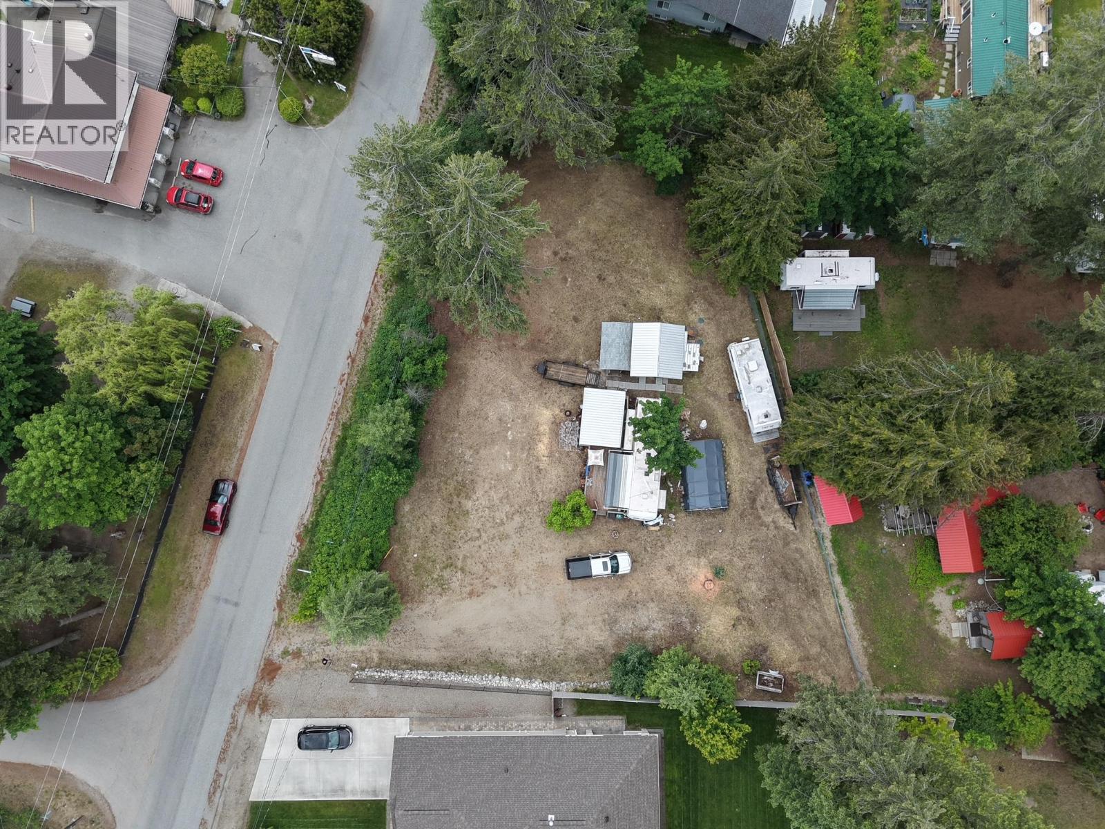60 Kingsley Road, Christina Lake, British Columbia  V0H 1E2 - Photo 31 - 10384527