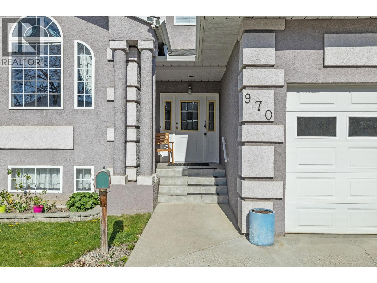 970 Maygard Road, Kelowna, British Columbia  V1X 5X1 - Photo 3 - 10384651