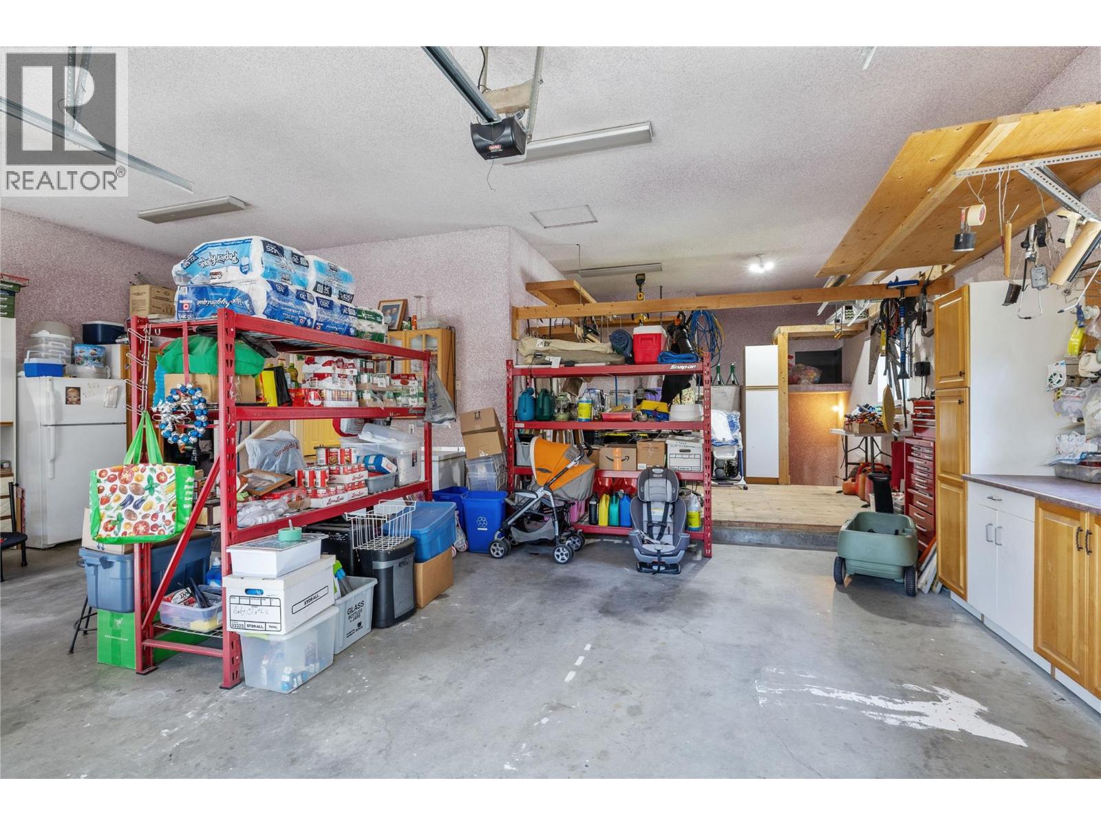 970 Maygard Road, Kelowna, British Columbia  V1X 5X1 - Photo 32 - 10384651