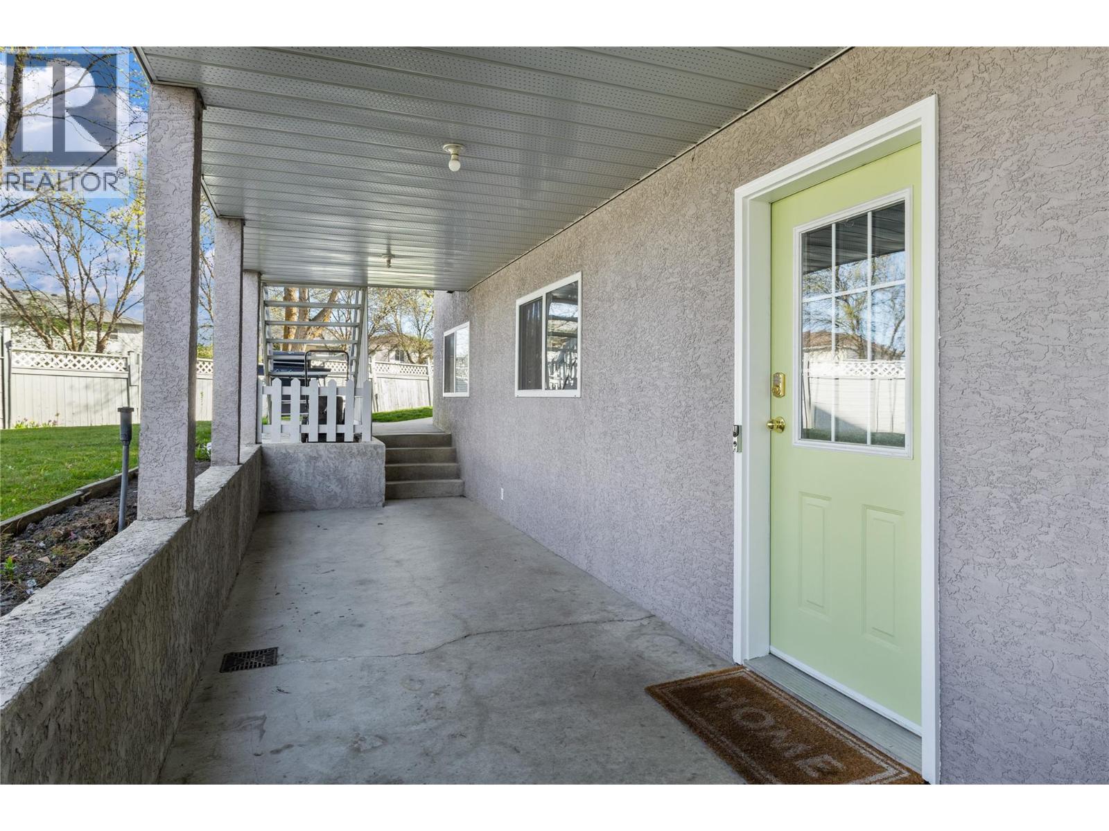 970 Maygard Road, Kelowna, British Columbia  V1X 5X1 - Photo 44 - 10384651