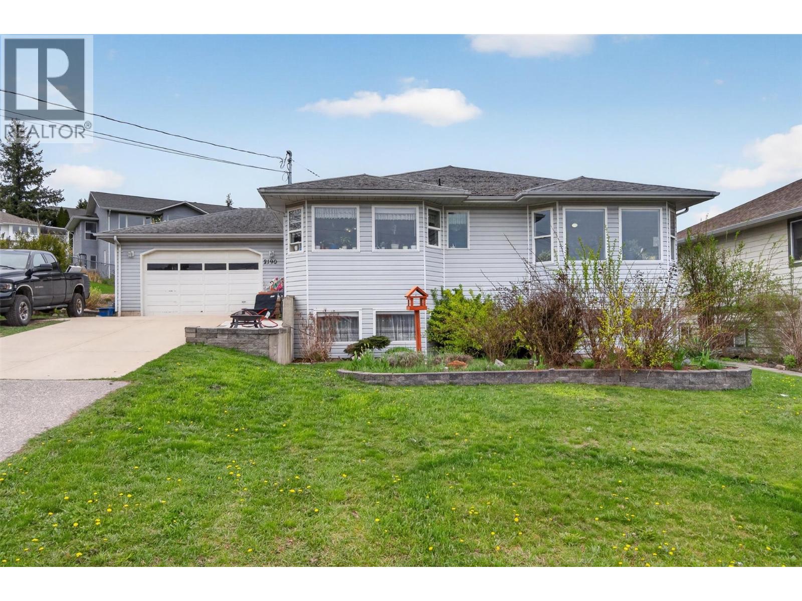 2190 1st Avenue Se, Salmon Arm, British Columbia  V1E 1K1 - Photo 44 - 10383638