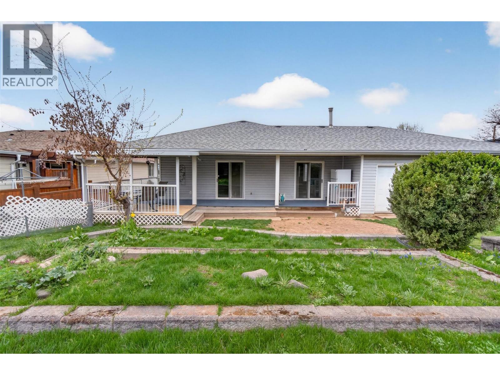2190 1st Avenue Se, Salmon Arm, British Columbia  V1E 1K1 - Photo 50 - 10383638