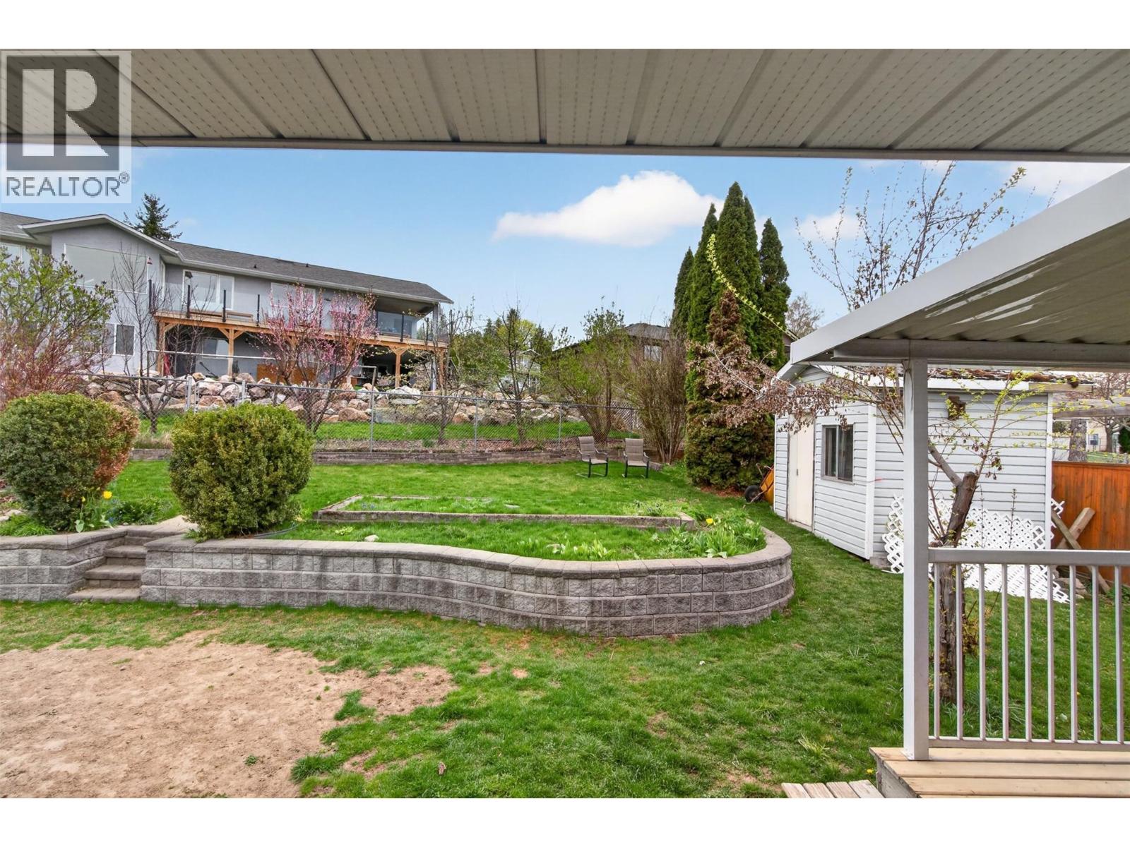 2190 1st Avenue Se, Salmon Arm, British Columbia  V1E 1K1 - Photo 54 - 10383638