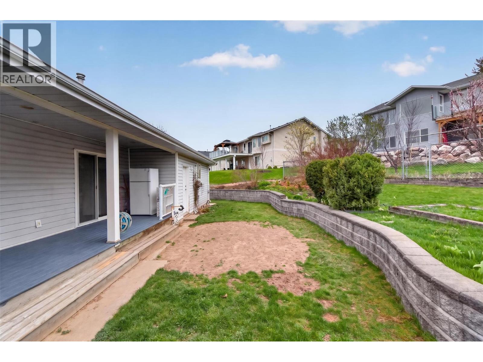 2190 1st Avenue Se, Salmon Arm, British Columbia  V1E 1K1 - Photo 55 - 10383638