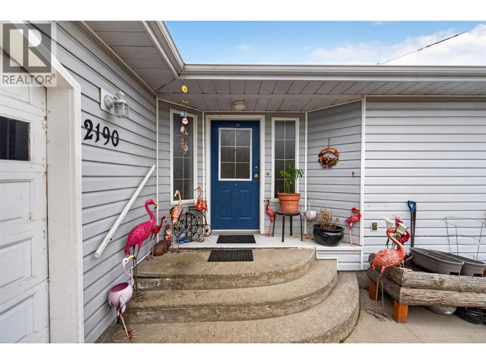 2190 1st Avenue Se, Salmon Arm, British Columbia  V1E 1K1 - Photo 63 - 10383638