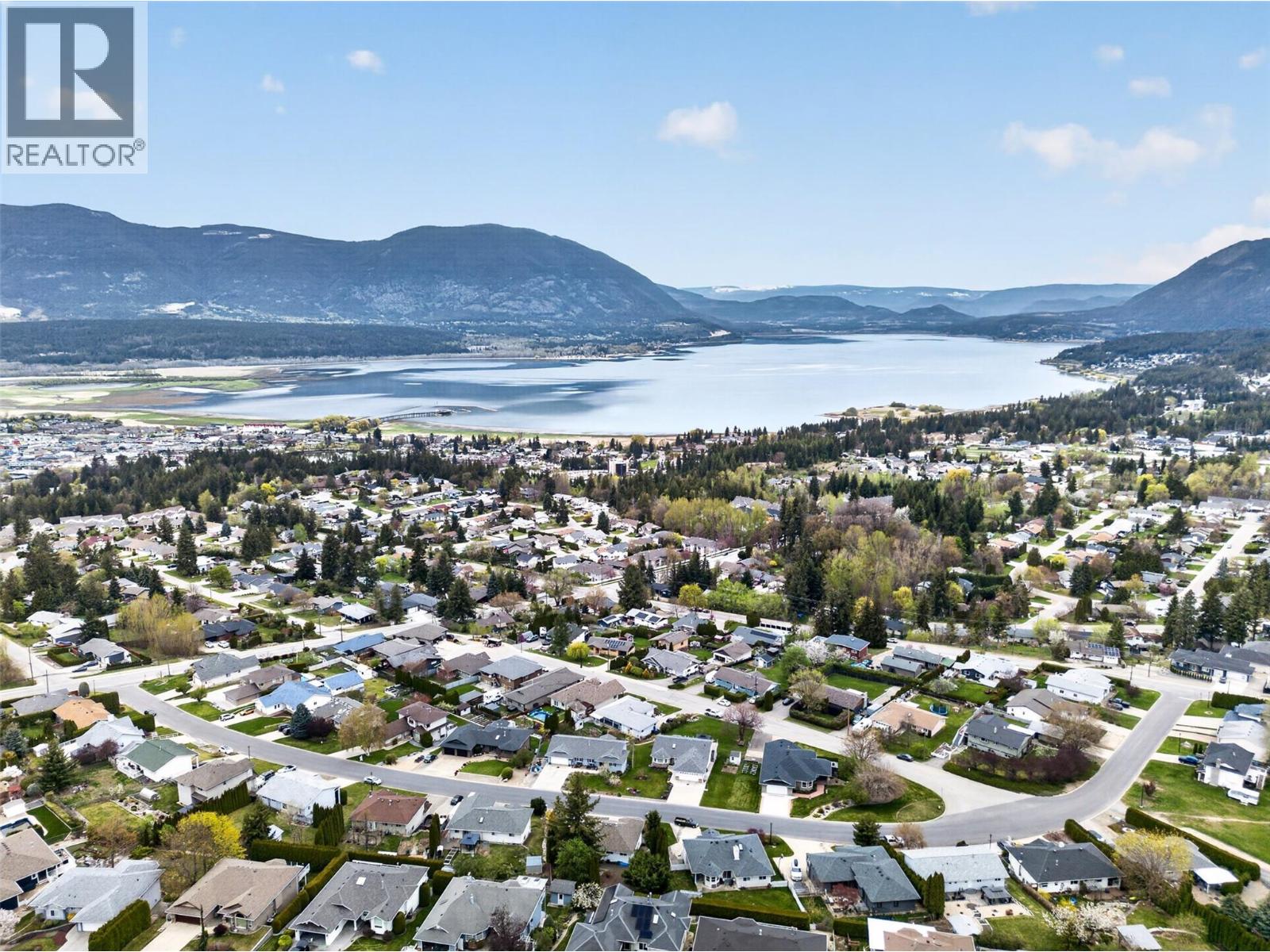 2190 1st Avenue Se, Salmon Arm, British Columbia  V1E 1K1 - Photo 68 - 10383638
