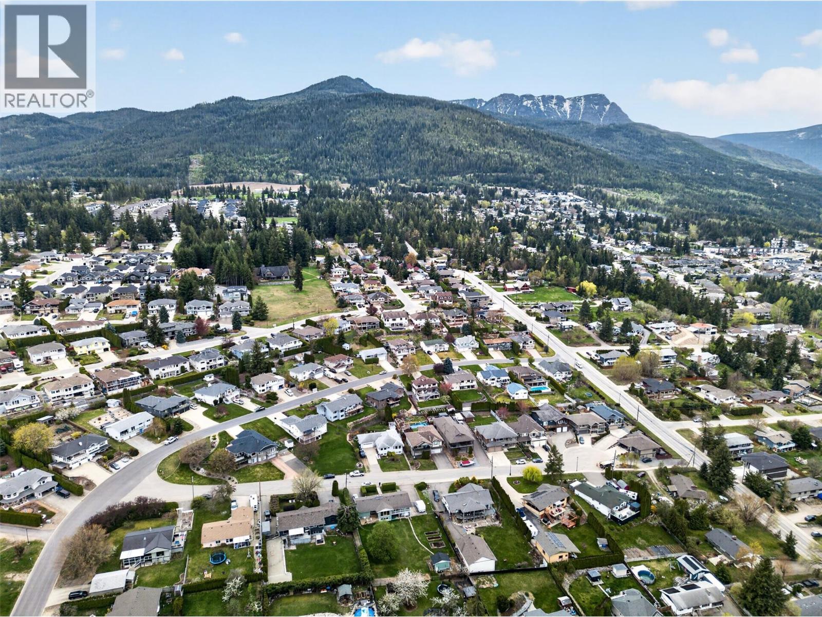 2190 1st Avenue Se, Salmon Arm, British Columbia  V1E 1K1 - Photo 70 - 10383638