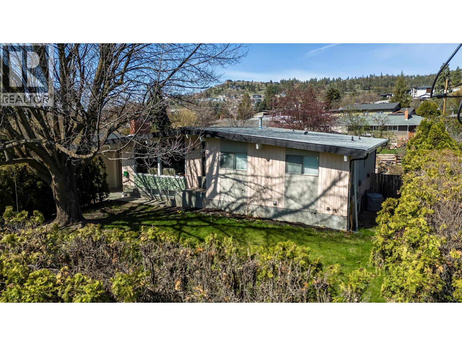 750 Glenmore Drive, Kelowna, British Columbia  V1Y 4N8 - Photo 3 - 10384786