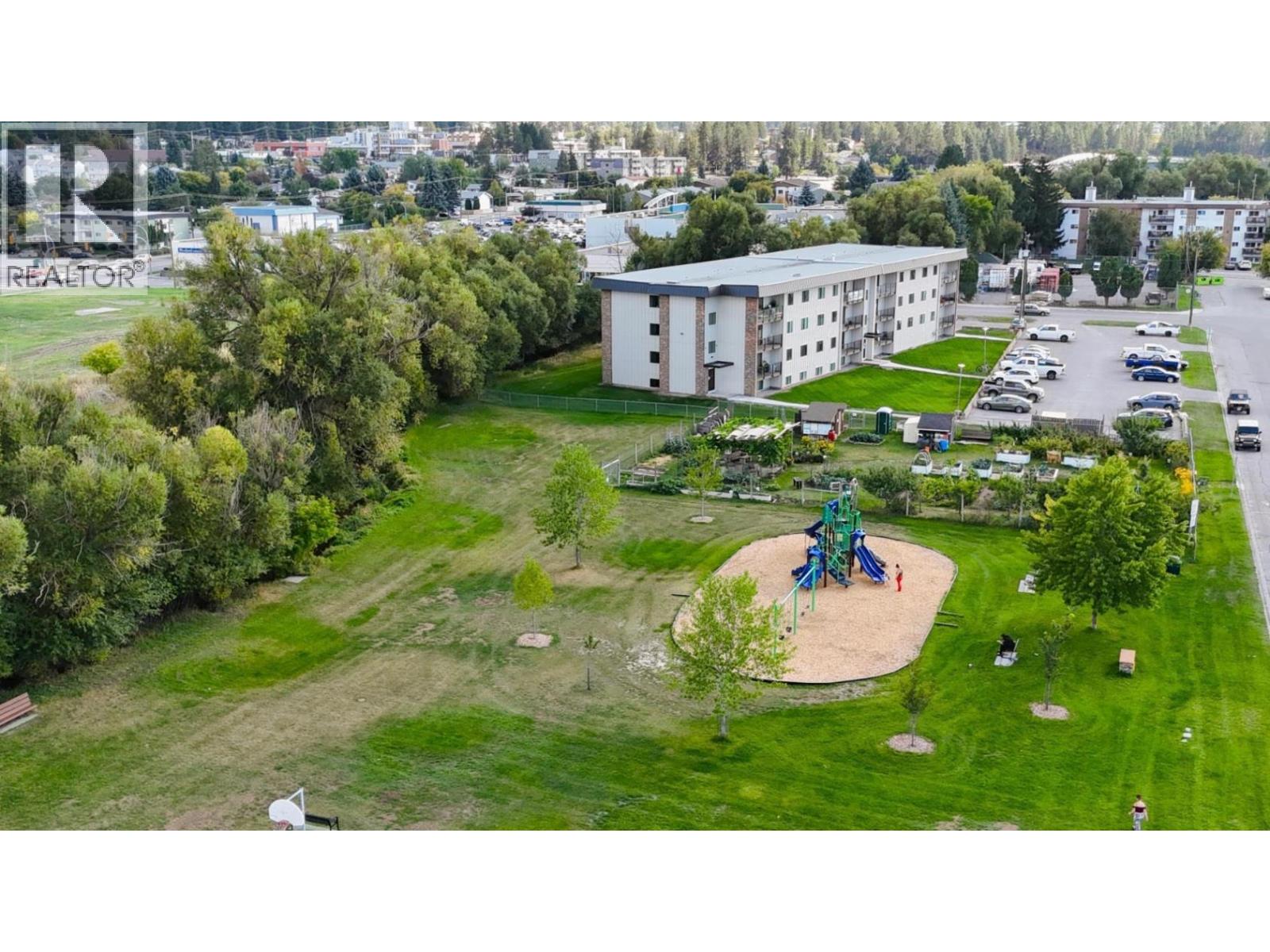 606 18th Avenue N Unit# 407, Cranbrook, British Columbia  V1C 5M1 - Photo 3 - 10384550