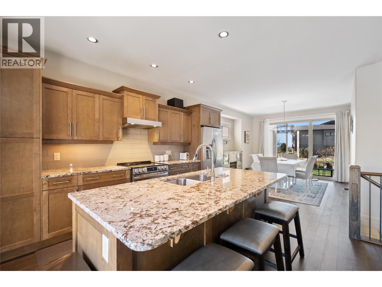 1852 Split Rail Place, Kelowna, British Columbia  V1P 1R1 - Photo 5 - 10384473