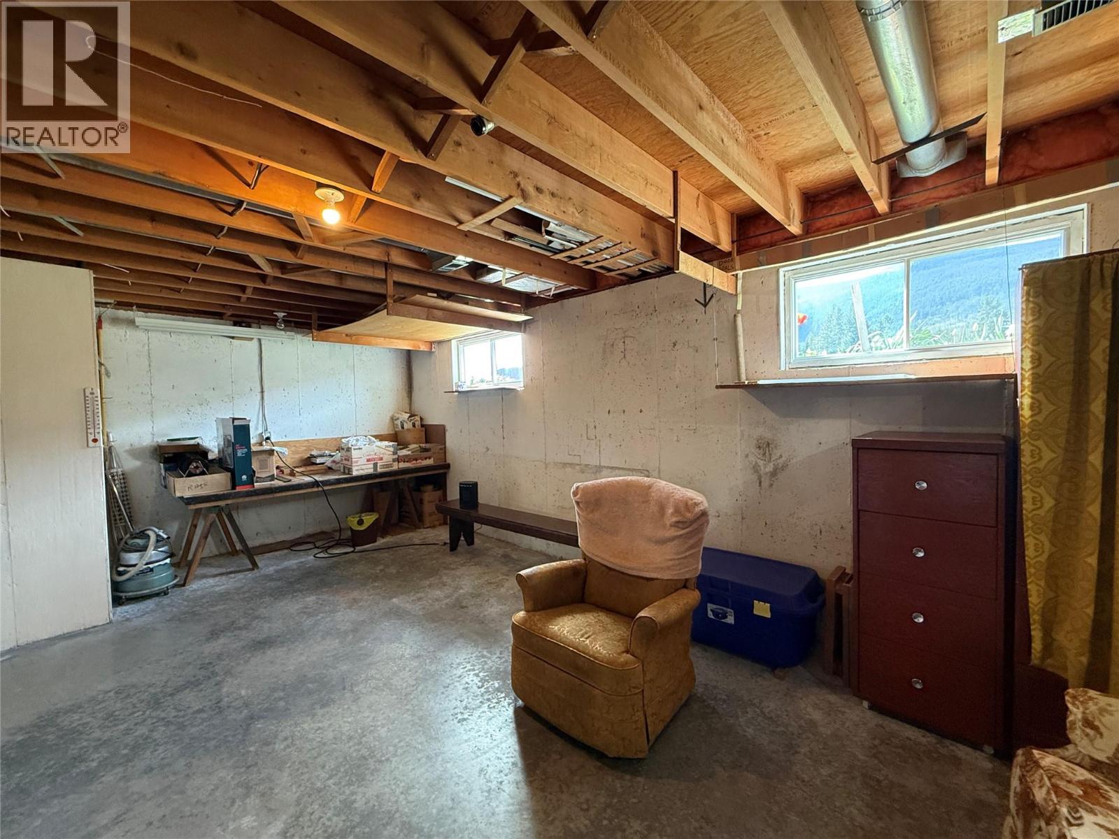 6915 Kimoff Road, Appledale, British Columbia  V0G 2J0 - Photo 34 - 10384489