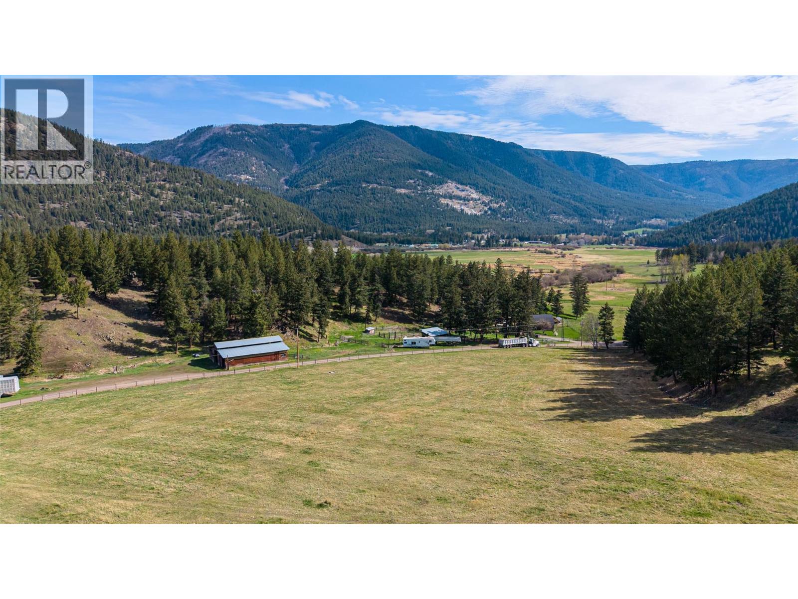 6142 Falkland Road, Falkland, British Columbia  V0E 1W0 - Photo 21 - 10384088