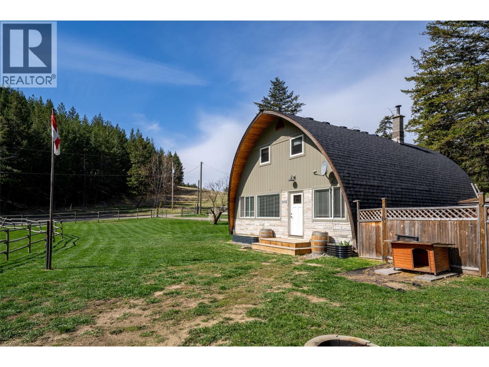 6142 Falkland Road, Falkland, British Columbia  V0E 1W0 - Photo 6 - 10384088