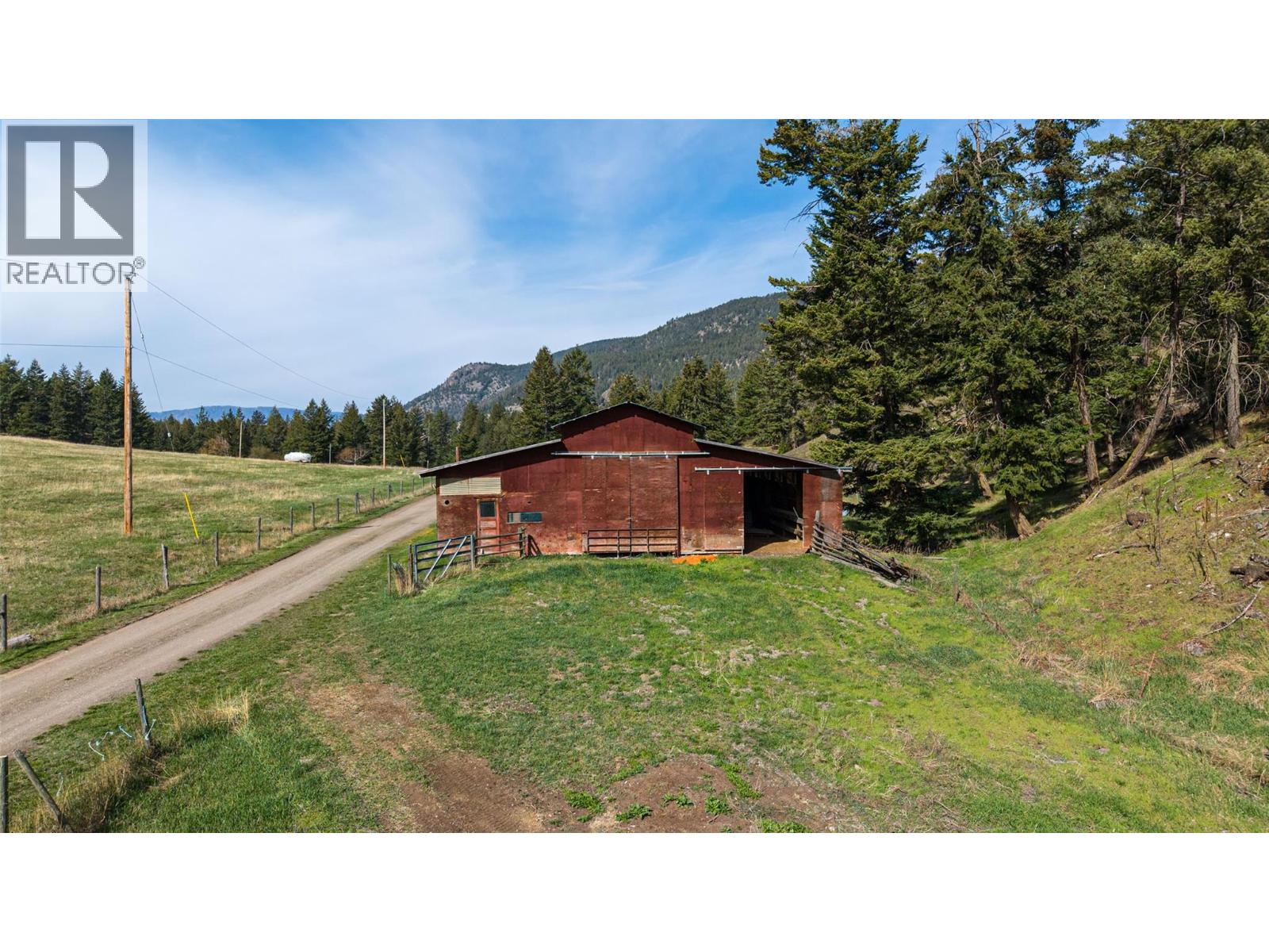 6142 Falkland Road, Falkland, British Columbia  V0E 1W0 - Photo 64 - 10384088