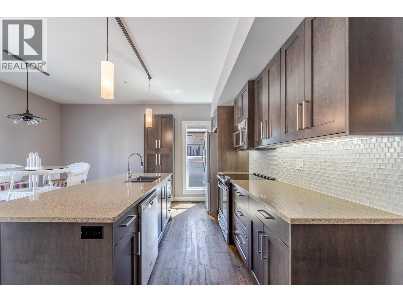 711 Creekside Road Unit# 101, Penticton, British Columbia  V2A 2C5 - Photo 4 - 10384707