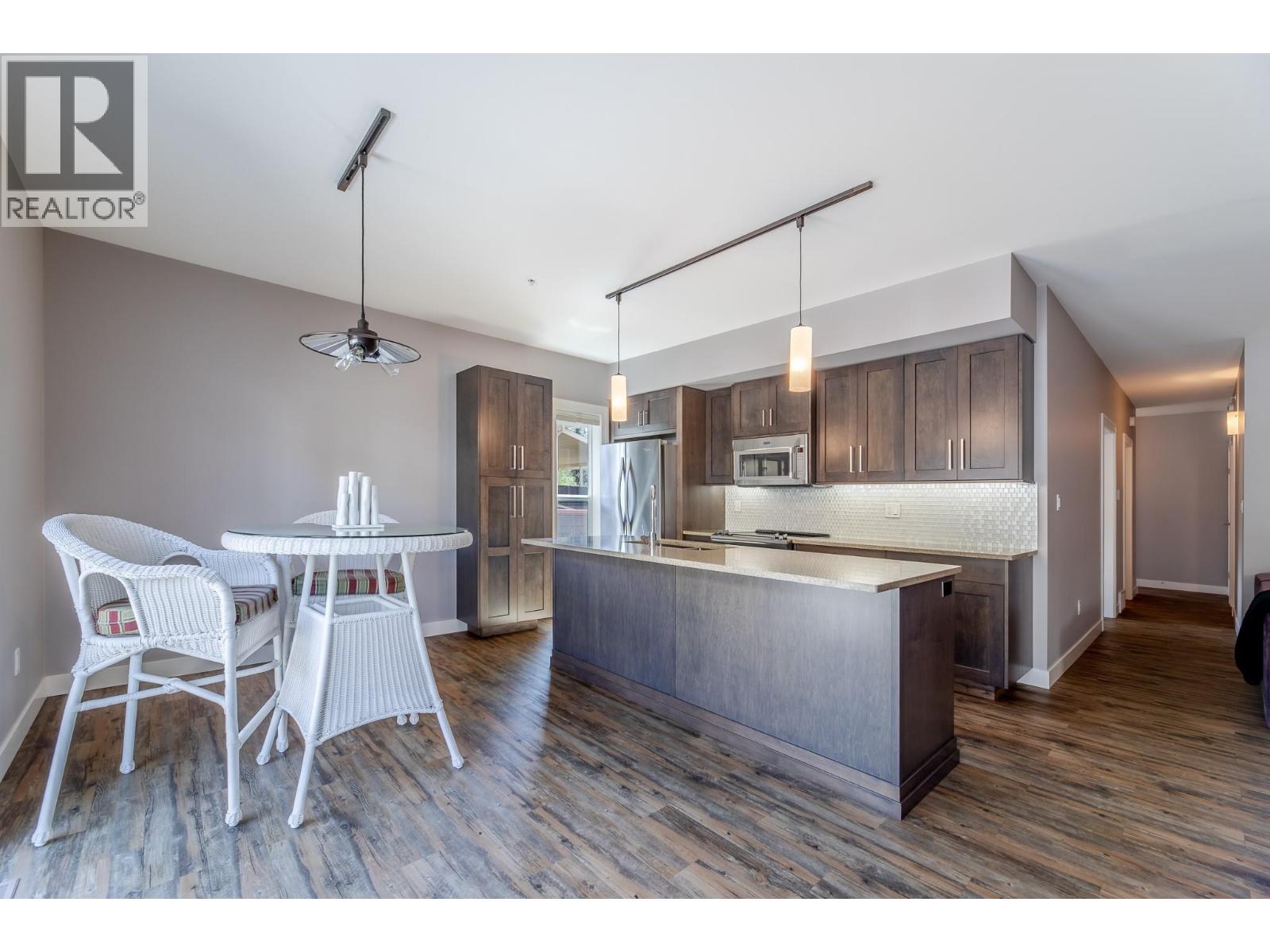 711 Creekside Road Unit# 101, Penticton, British Columbia  V2A 2C5 - Photo 8 - 10384707