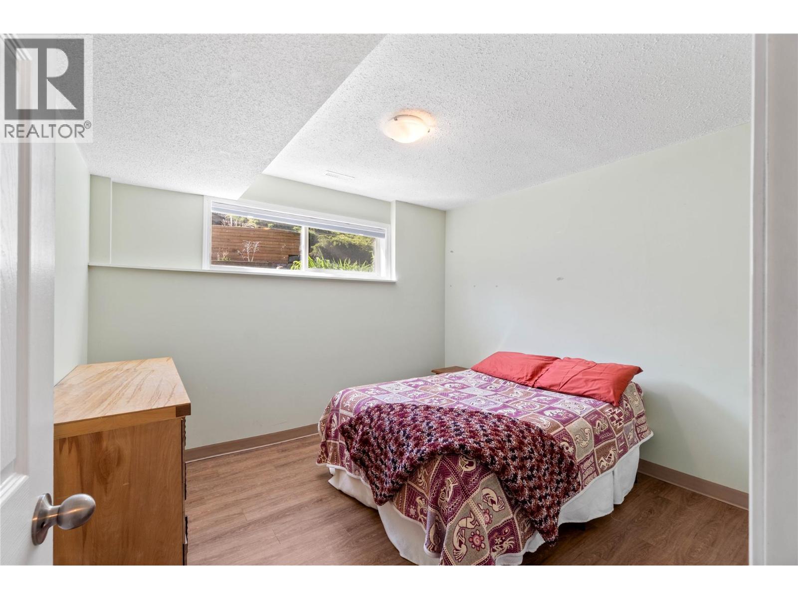 890 Gleneagles Drive, Kamloops, British Columbia  V2E 1K3 - Photo 34 - 10384800