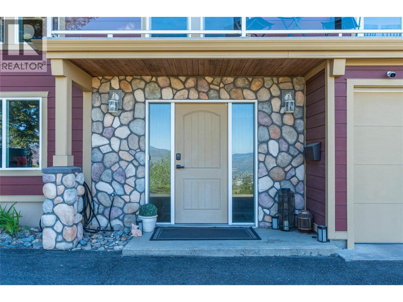 890 Gleneagles Drive, Kamloops, British Columbia  V2E 1K3 - Photo 8 - 10384800