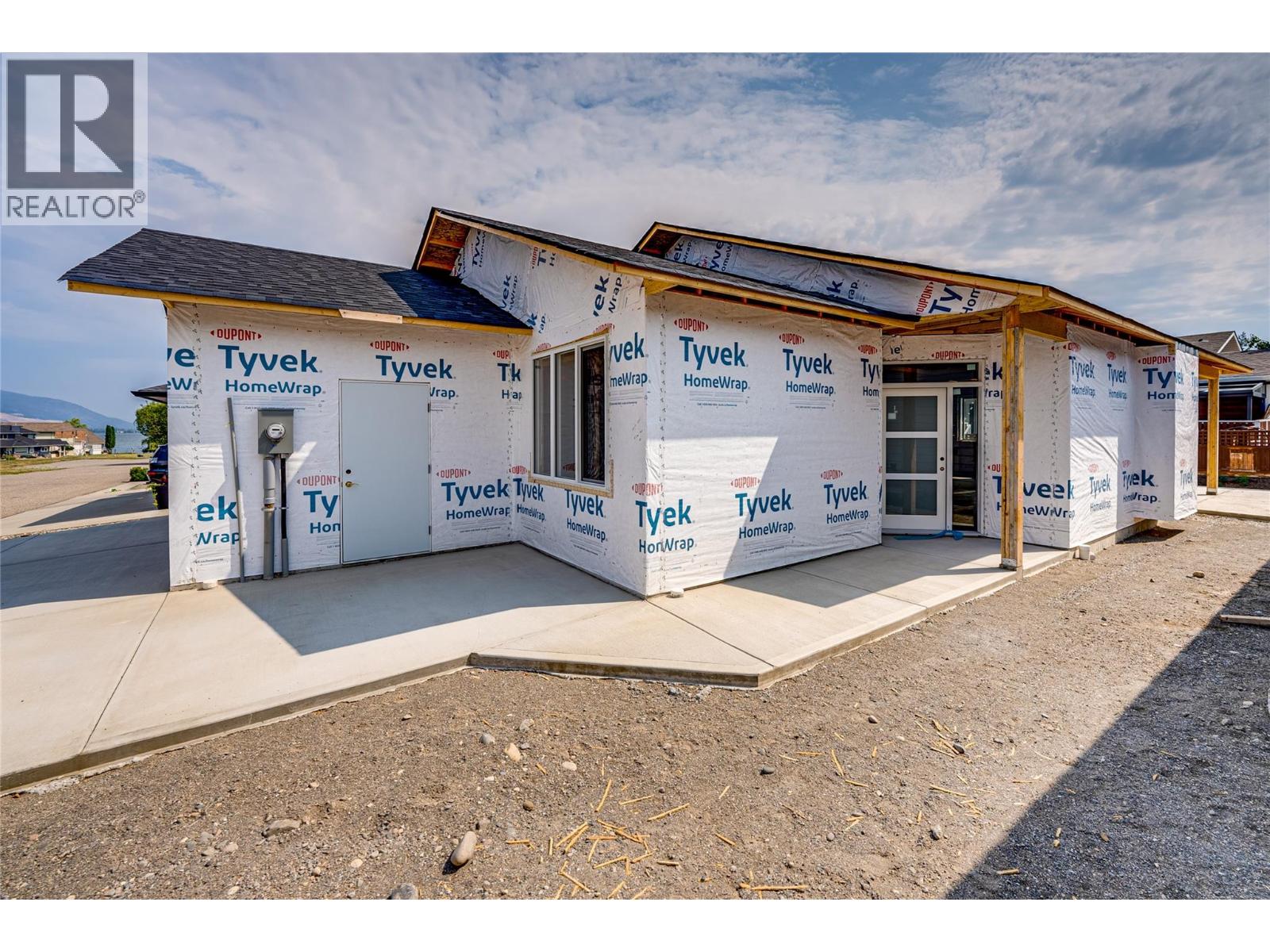 602 Nighthawk Avenue, Vernon, British Columbia  V1H 2A1 - Photo 2 - 10384637
