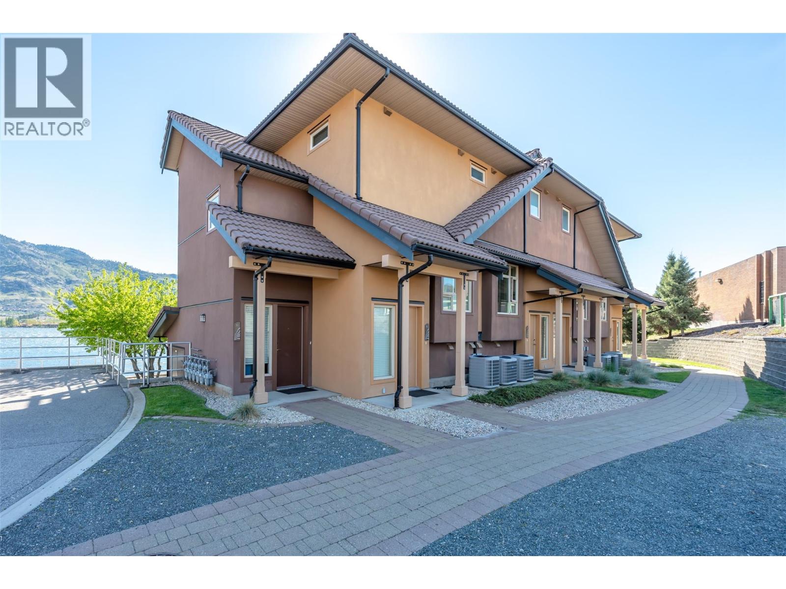 15 Park Place Unit# 54, Osoyoos, British Columbia  V0H 1V0 - Photo 1 - 10384380