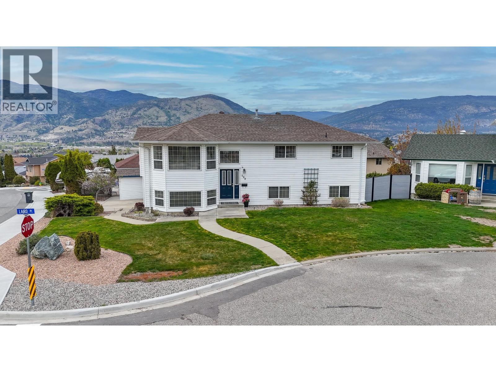 198 Laird Place, Penticton, British Columbia  V2A 8H1 - Photo 2 - 10384787