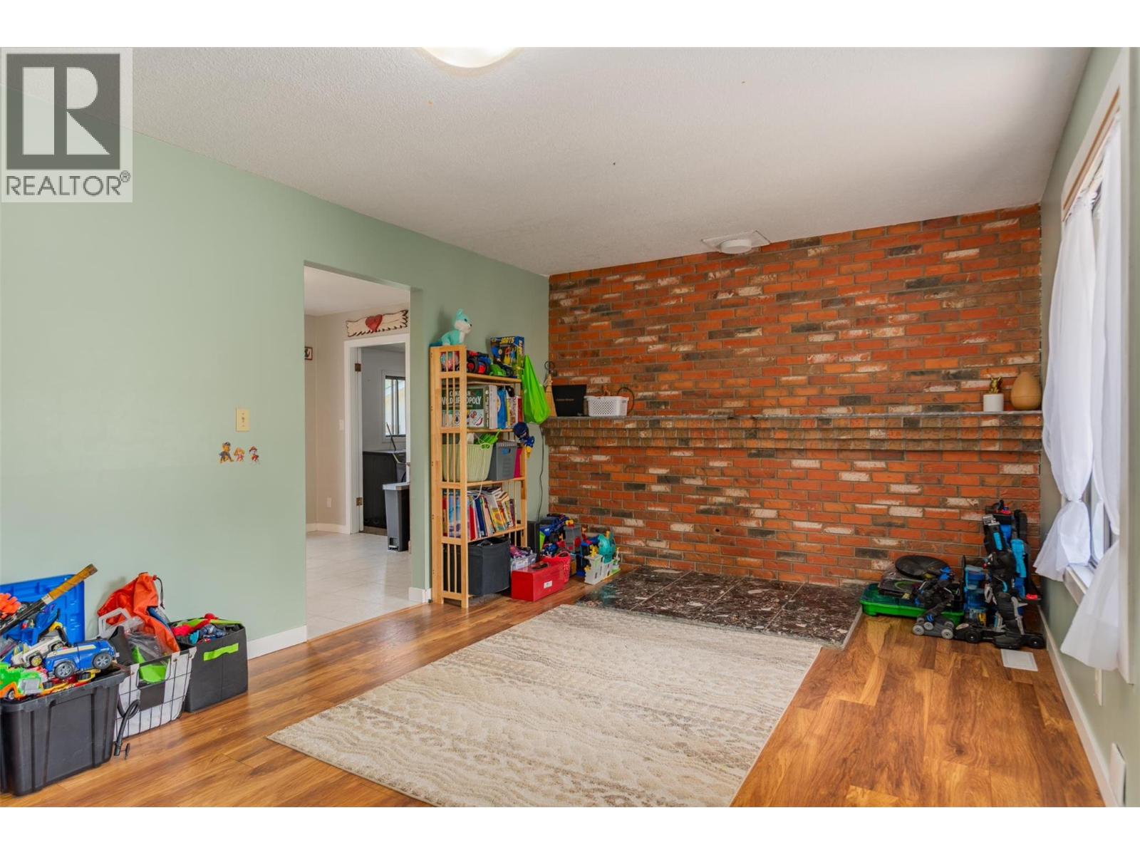 3421 Southridge Drive, Castlegar, British Columbia  V1N 3X7 - Photo 36 - 10384253