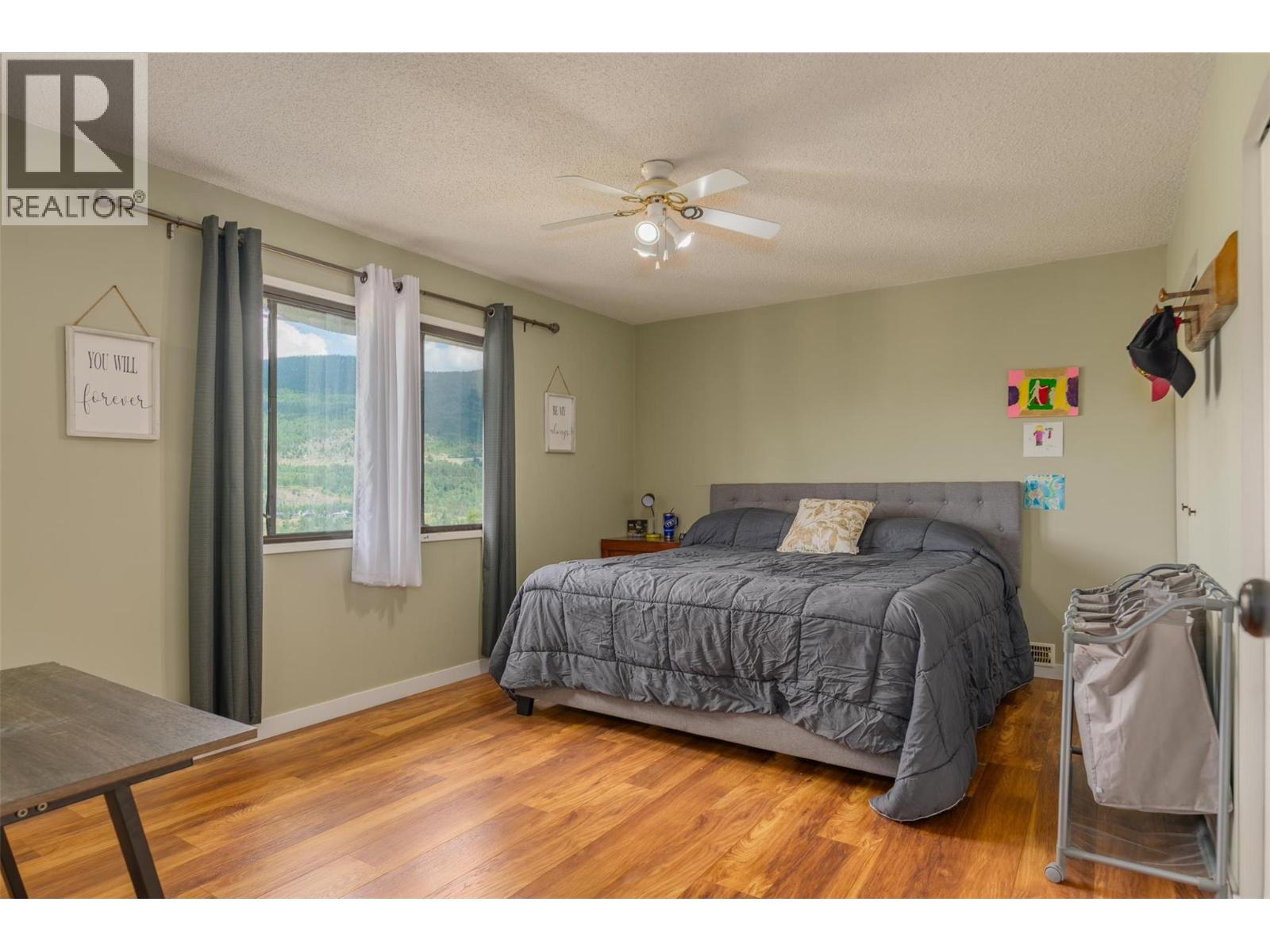 3421 Southridge Drive, Castlegar, British Columbia  V1N 3X7 - Photo 50 - 10384253