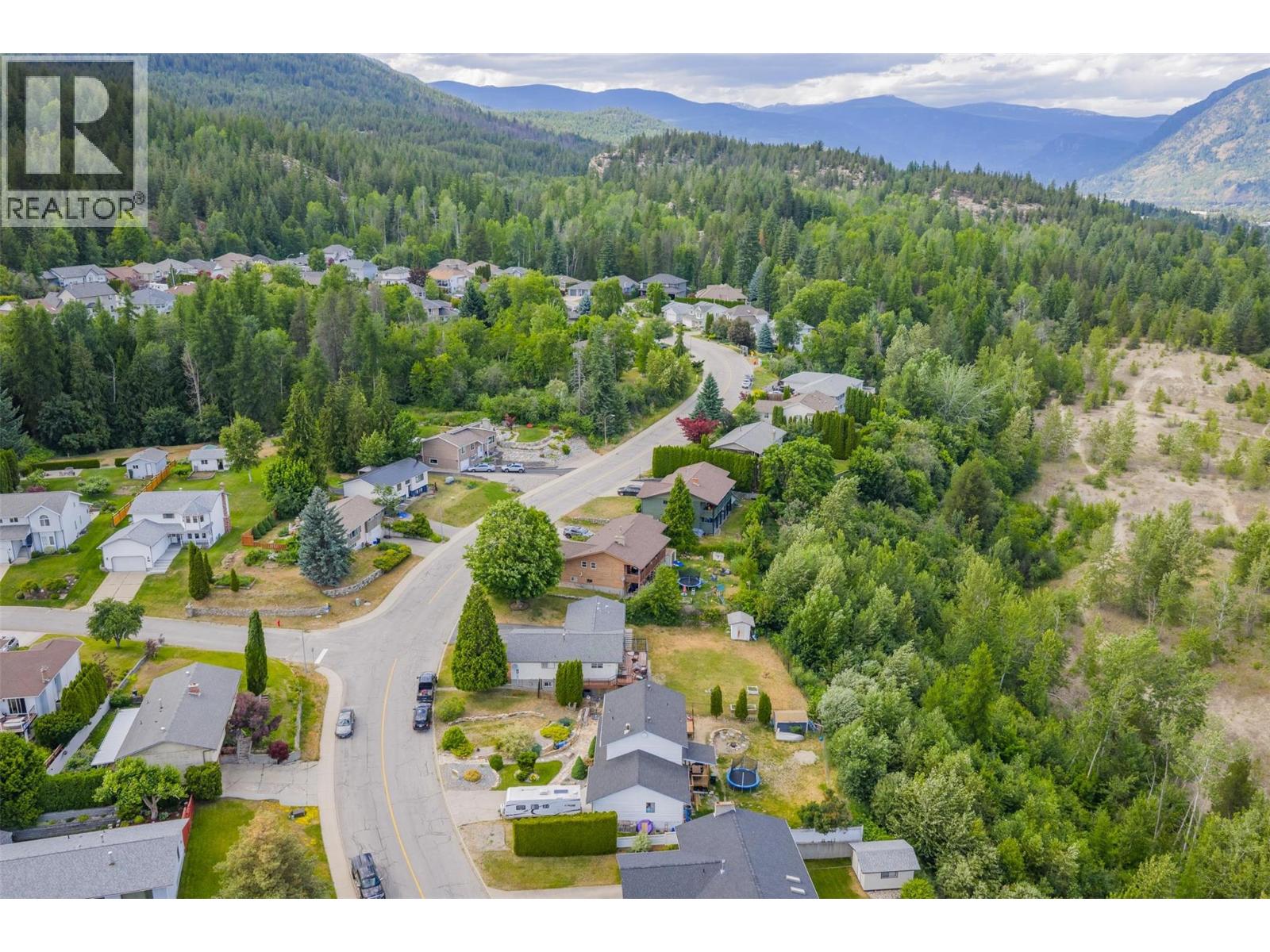 3421 Southridge Drive, Castlegar, British Columbia  V1N 3X7 - Photo 71 - 10384253